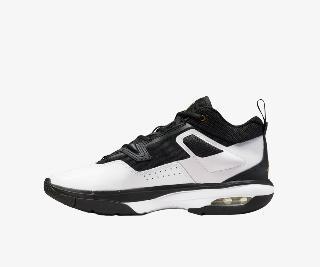 NIKE | JORDAN STAY LOYAL 3