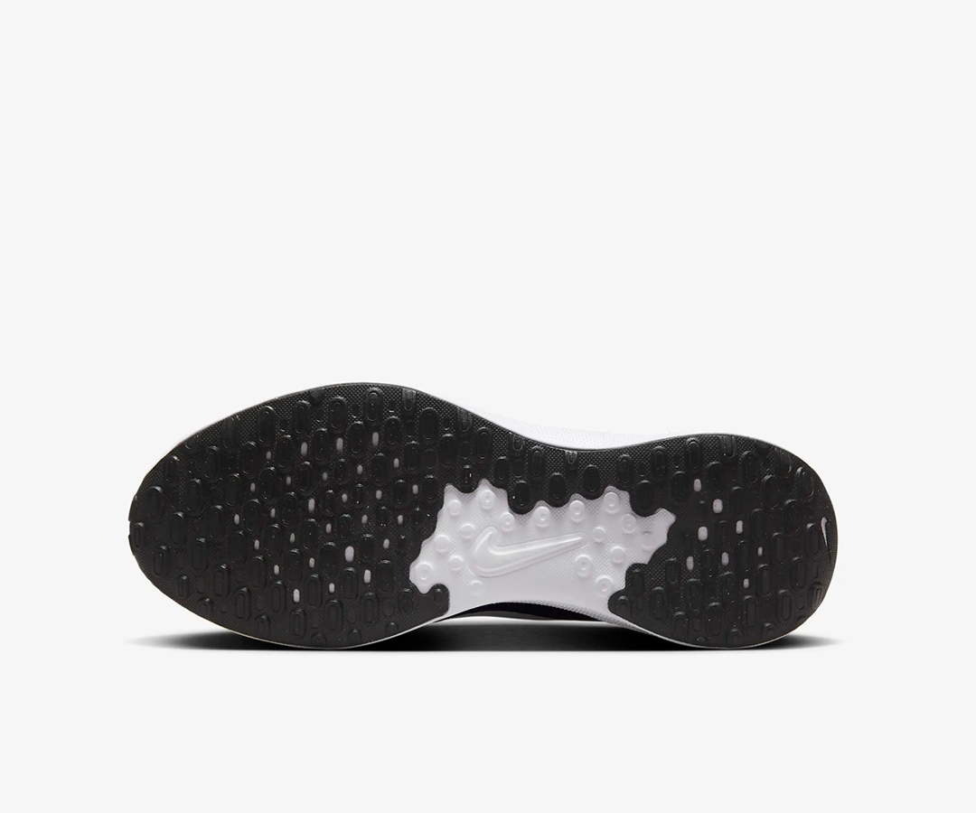 NIKE | REVOLUTION 7