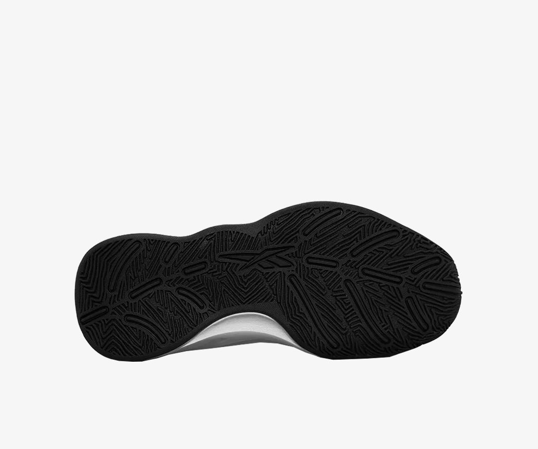 REEBOK | BASKETBALL PRESS