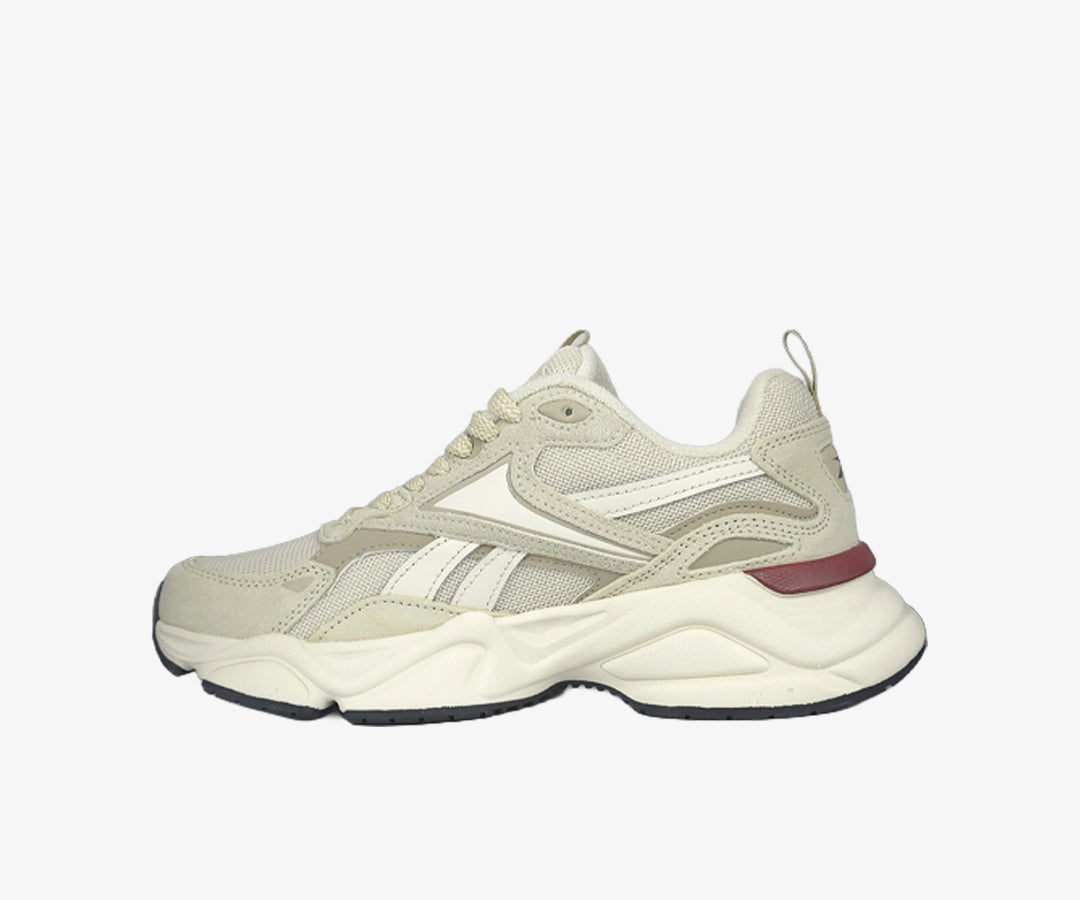 REEBOK | CHARGE RUN