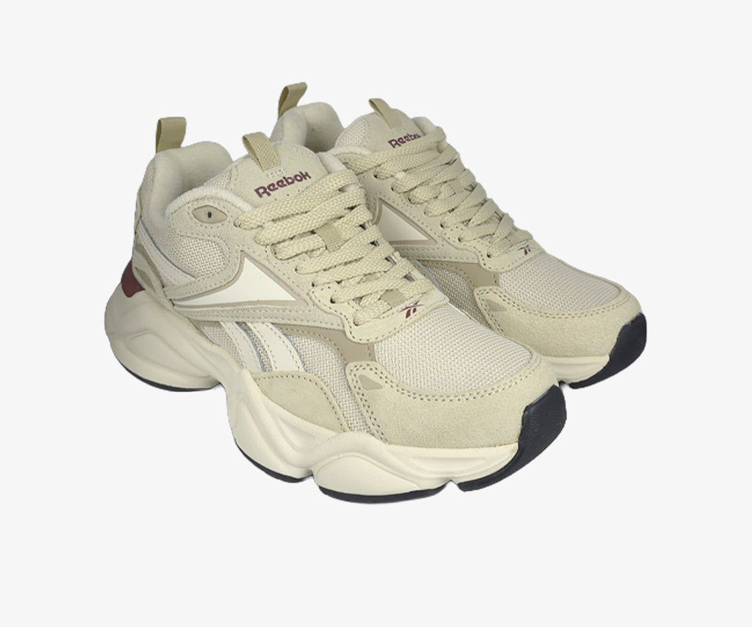 REEBOK | CHARGE RUN