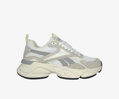 REEBOK | CHARGE RUN
