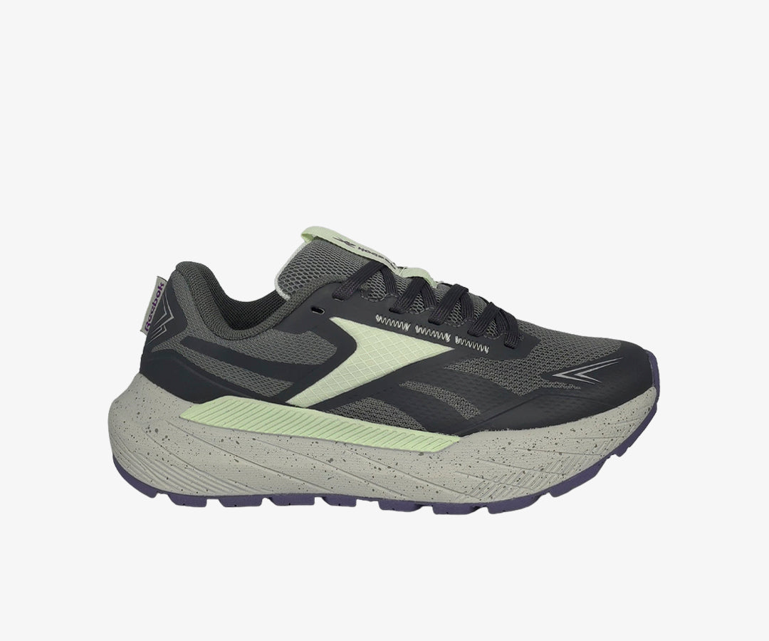 REEBOK | BASE TRAIL LOW