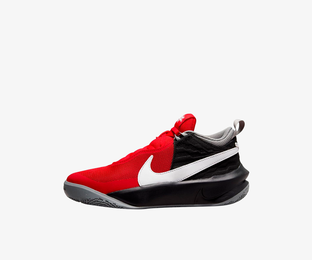 NIKE | TEAM HUSTLE D10 PARA NIÑO/A